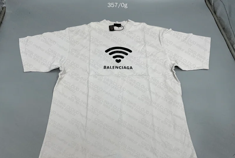 Balenciaga LO_VE Tee