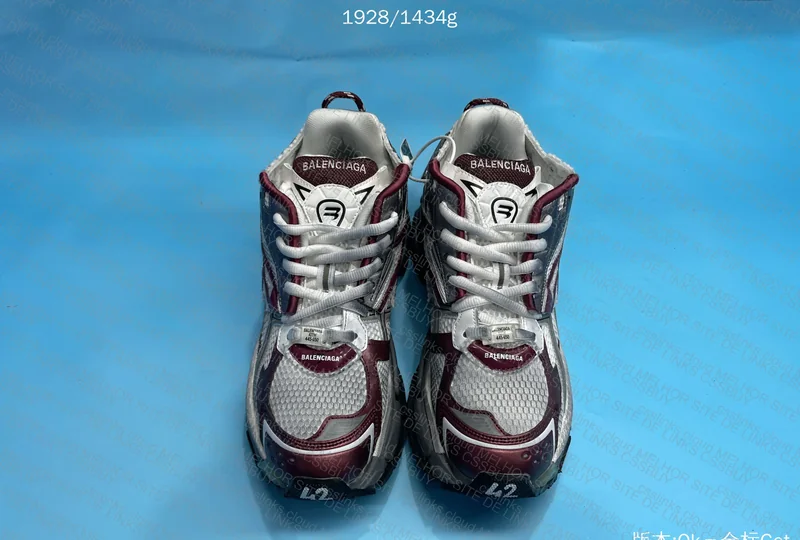 Balenciaga Runner