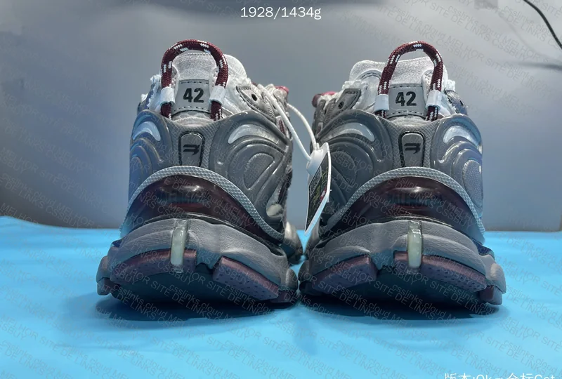 Balenciaga Runner 2