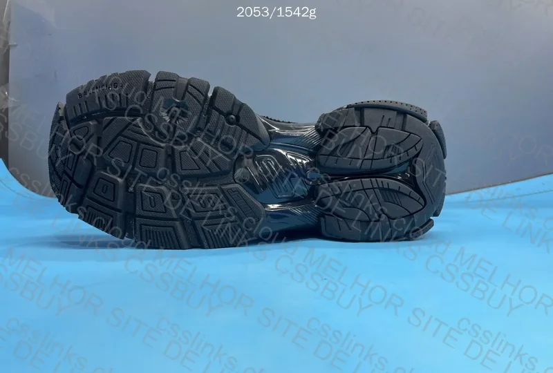 Balenciaga runner 4