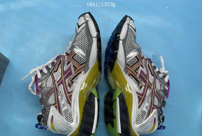 Balenciaga runner 5