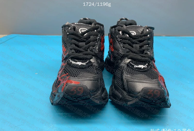 balenciaga runner 5