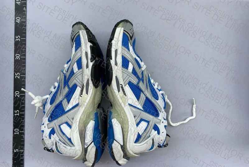 Balenciaga runner 4