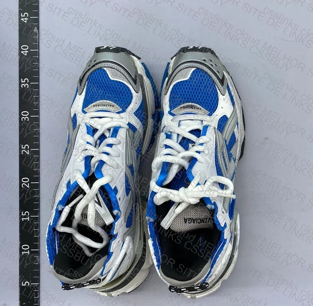 Balenciaga runner 7
