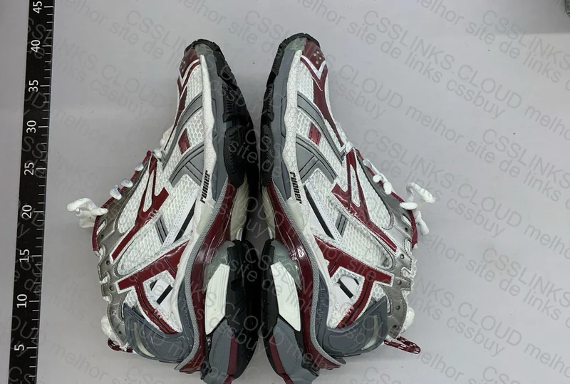 Balenciaga runner