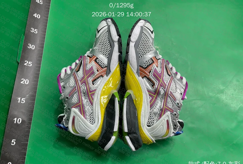 Balenciaga Runner 2