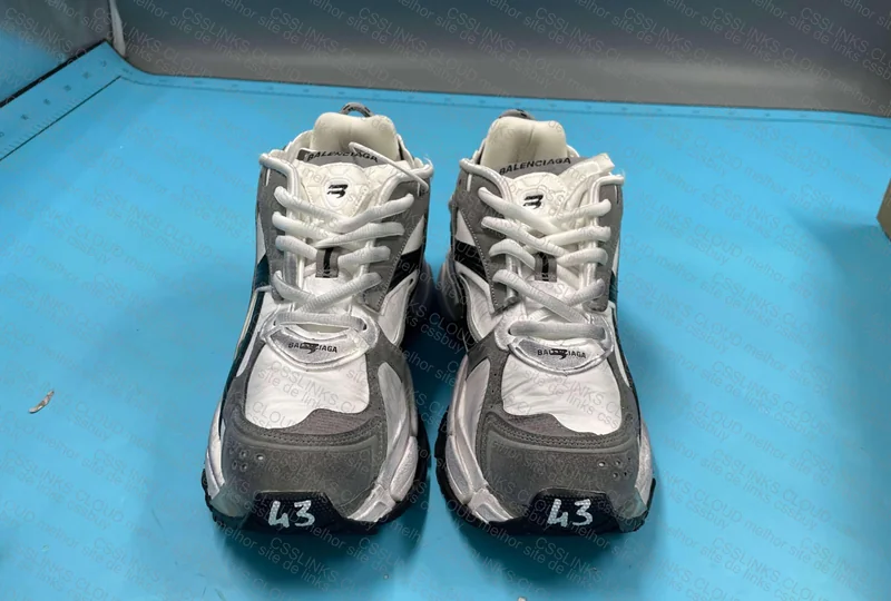 BALENCIAGA RUNNER 7.5 [OK BATCH] 4