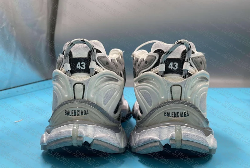 BALENCIAGA RUNNER 7.5 [OK BATCH] 5