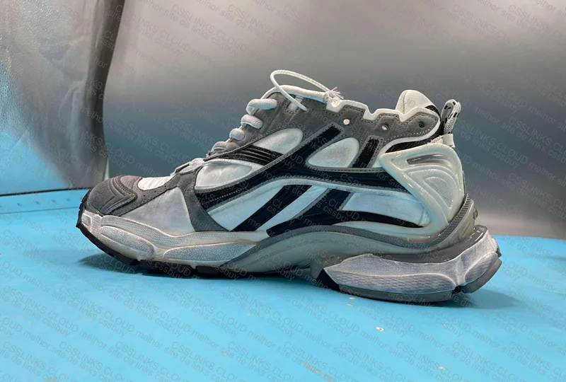 BALENCIAGA RUNNER 7.5 [OK BATCH] 7
