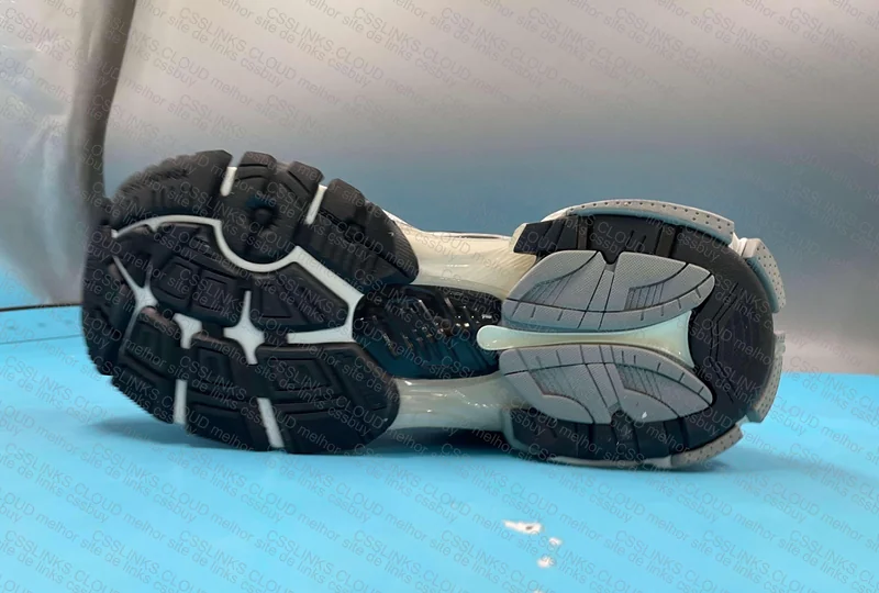 BALENCIAGA RUNNER 7.5 [OK BATCH] 8