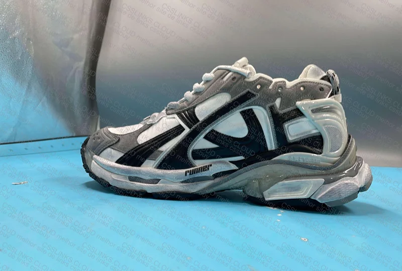 BALENCIAGA RUNNER 7.5 [OK BATCH] 9
