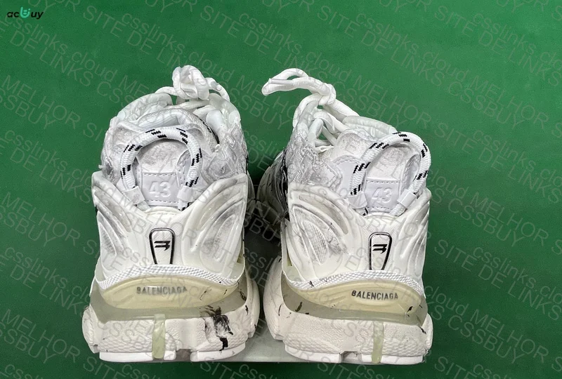 Balenciaga Runner Graffiti White Batch XA 3