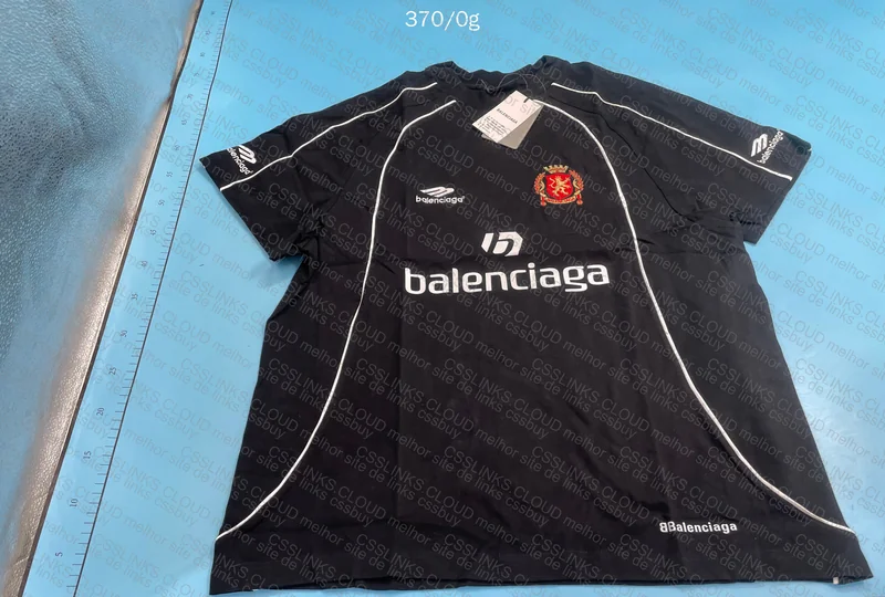 balenciaga soccer 2