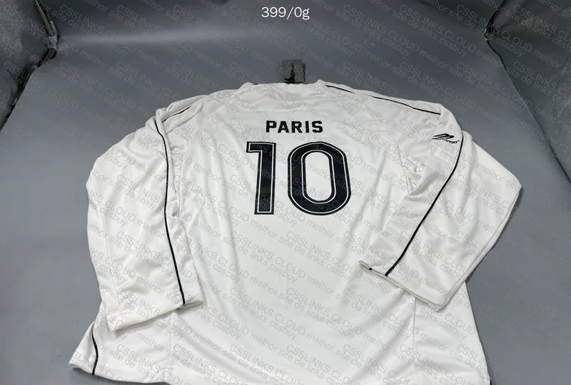 BALENCIAGA SOCCER WHITE LONG-SLEEVE 2
