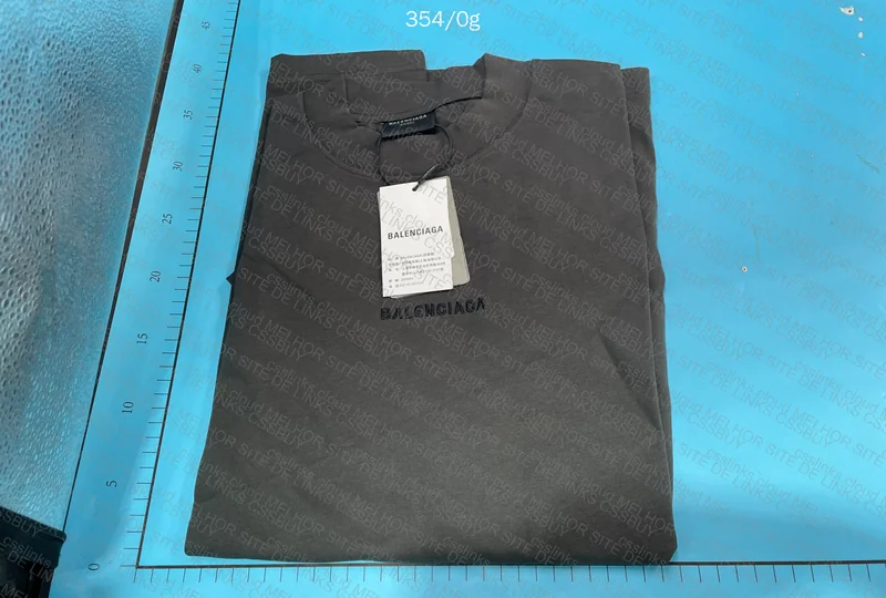 Balenciaga T-shirt Overzised 2