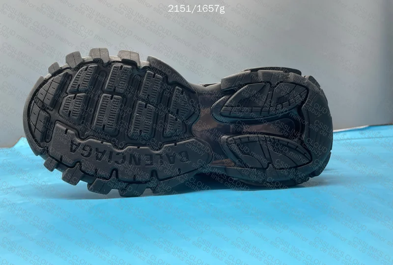 Balenciaga track 5