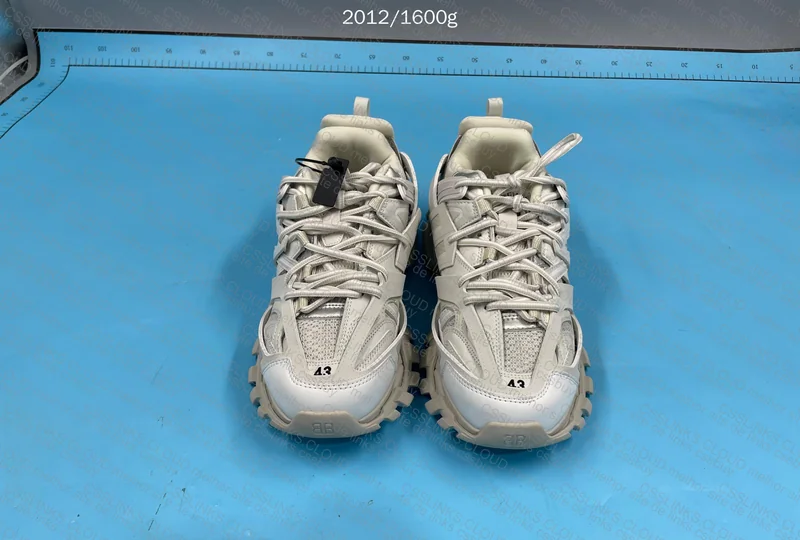 balenciaga track 3