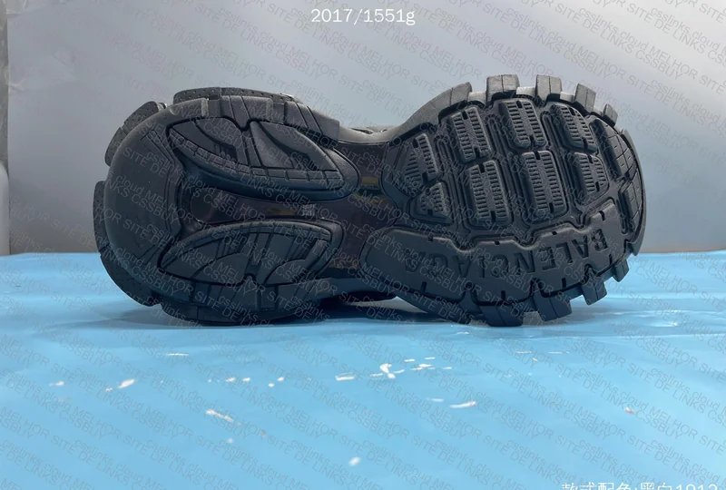 Balenciaga track 8