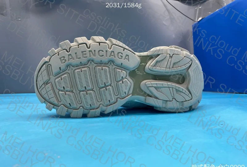 Balenciaga Track 6