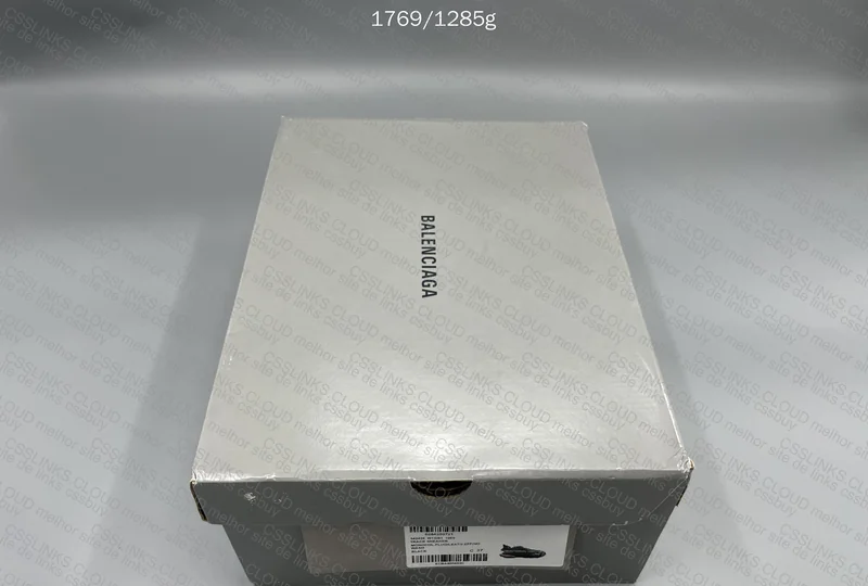 Balenciaga Track 3.0 LED 8