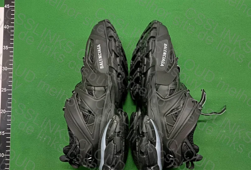 Balenciaga Track LED GL ou RL??