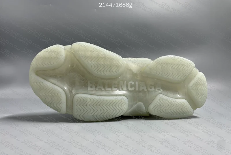 Balenciaga Triple S 4