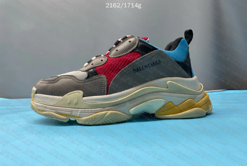 Balenciaga Triple S 4