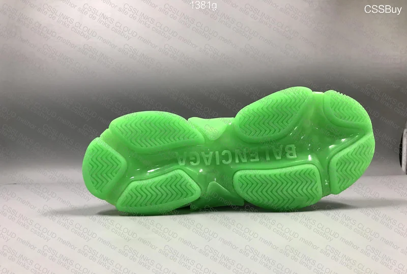 BALENCIAGA TRIPLE S GREEN 7