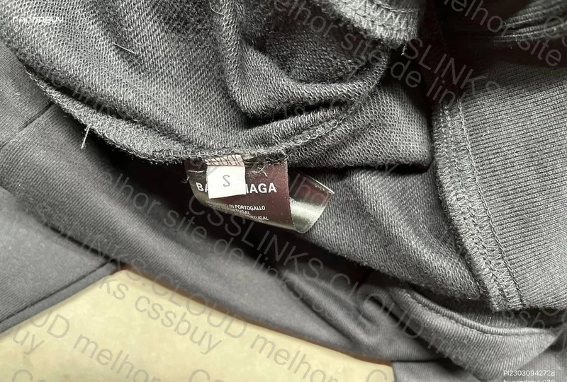 Balenciaga "XXXL" Hoodie (FW22) 4