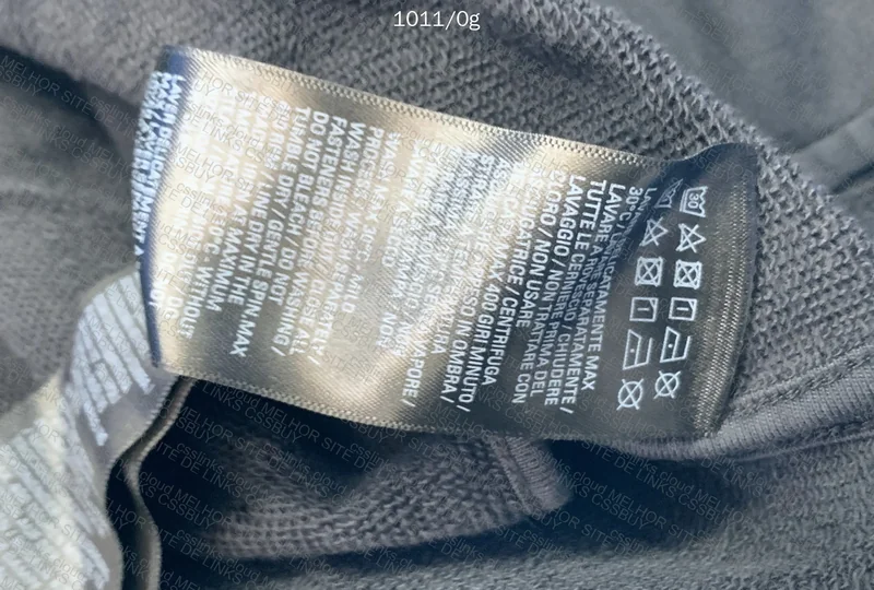 Balenciaga Zip Up Hoodie 4