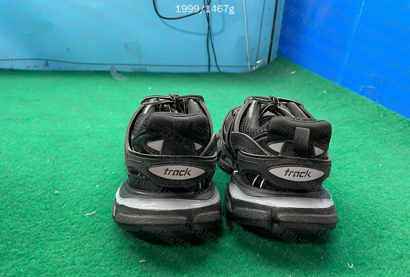 Balenciga track led 2