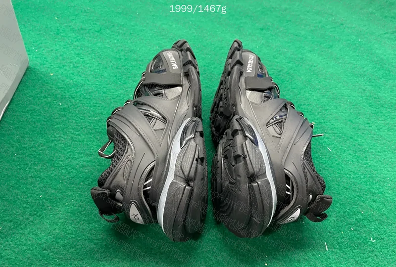 Balenciga track led 3