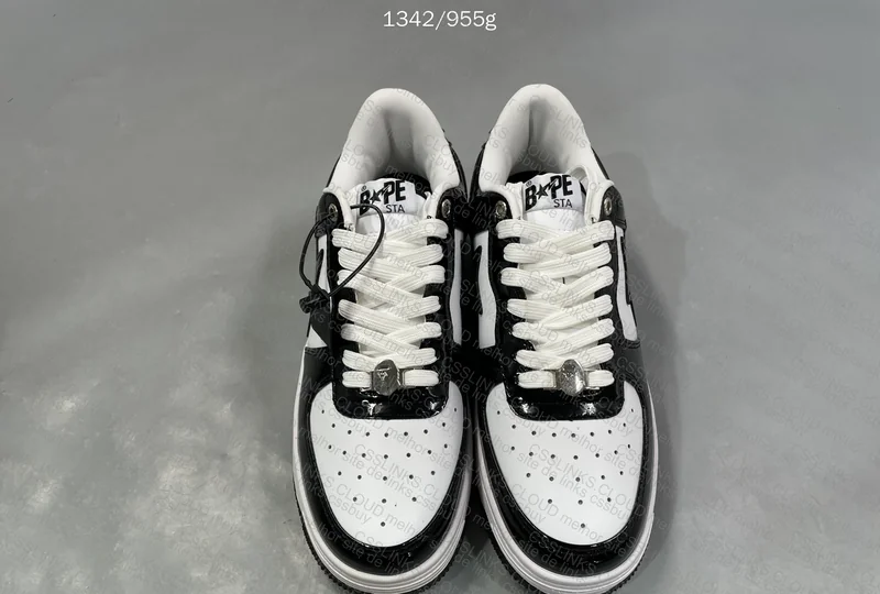 Bapesta Black with White 6