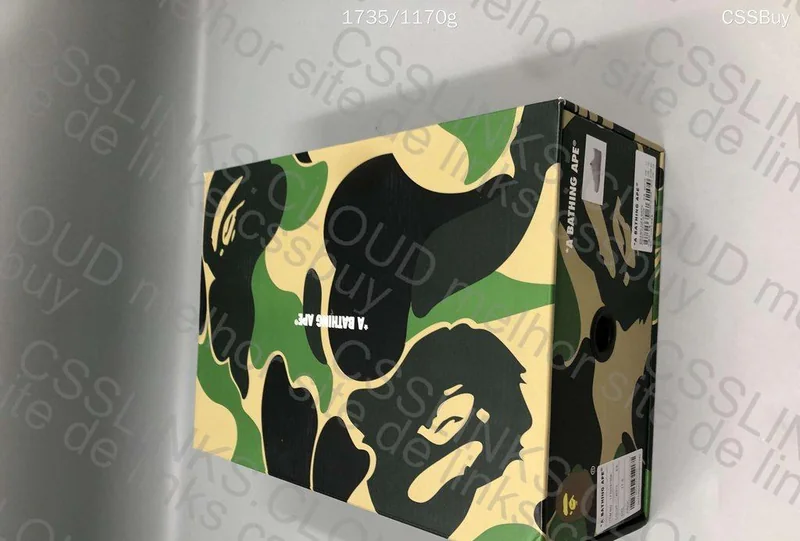 BAPESTA TRIPLE WHITE M BATCH 99Y 7