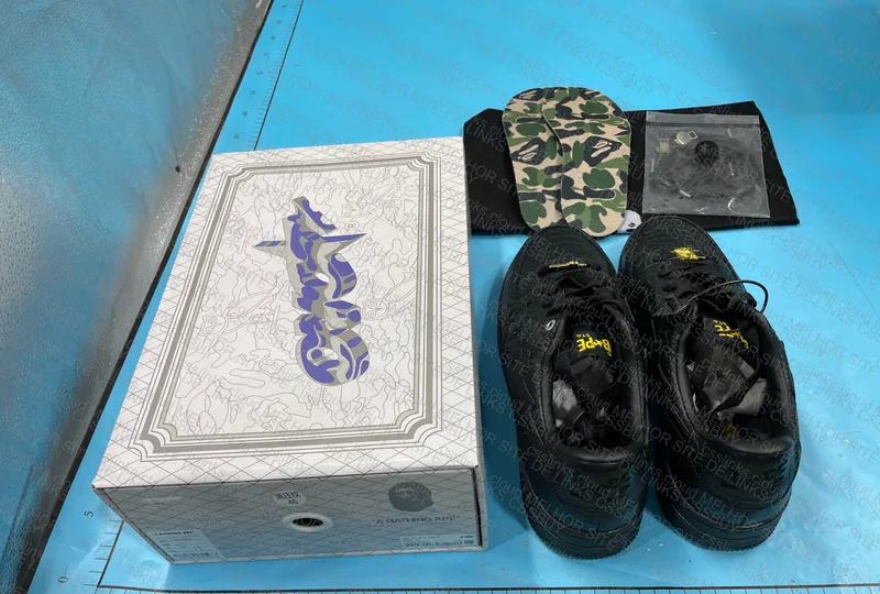 Bapesta x OVO 2