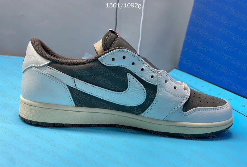 Barb 3.0 Batch Air Jordan Travis Scott reverse mocha 2