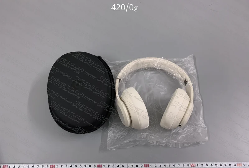 Beats Studio Pro 4