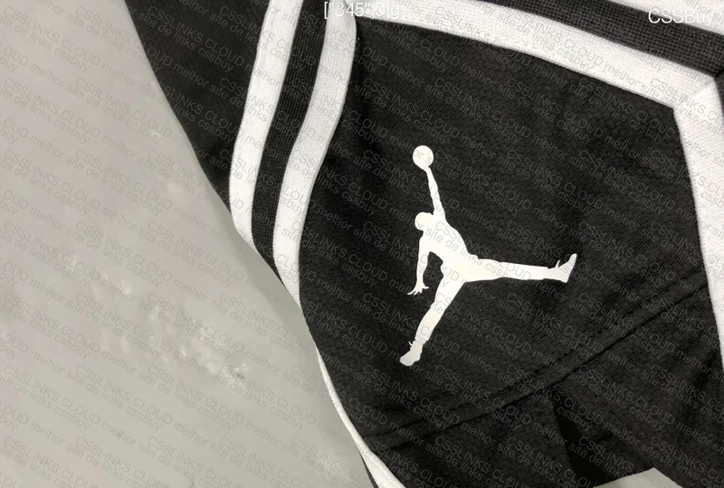 Air Jordan Bermuda 4