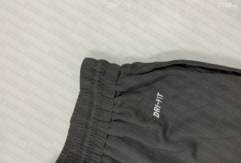 Air Jordan Bermuda 4