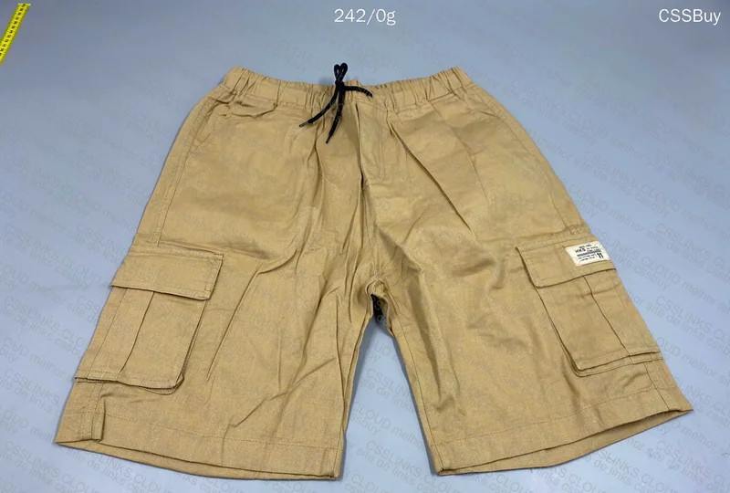 Khaki Cargo Shorts 3