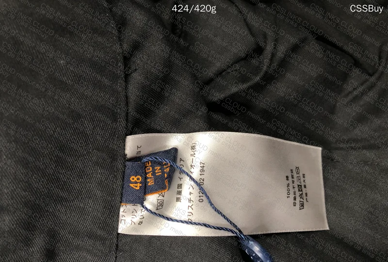 Louis Vuitton Black Cargo Shorts 3