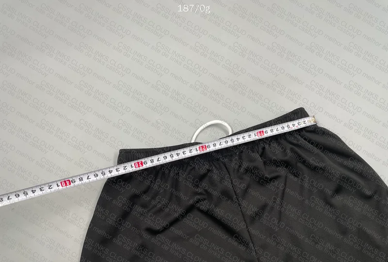 EE Shorts + Measurements 4