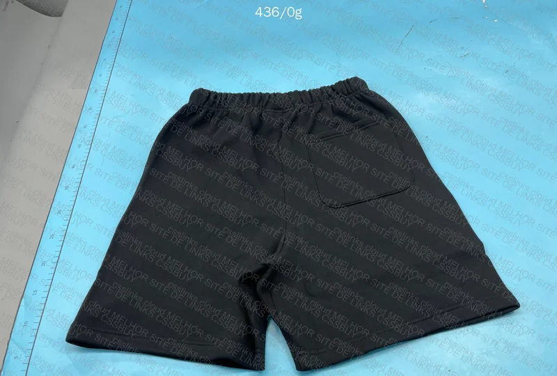 Essencials Shorts 3