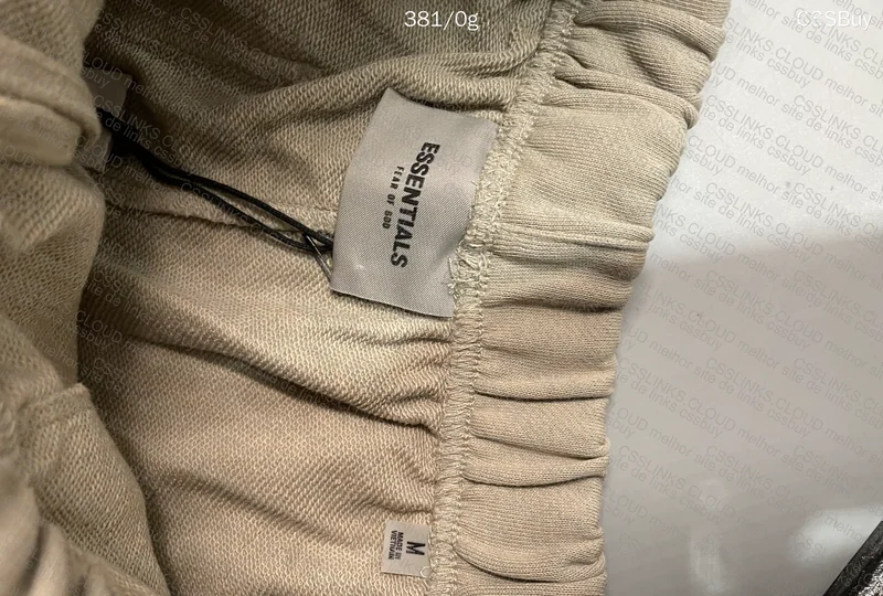 Essentials Shorts 4