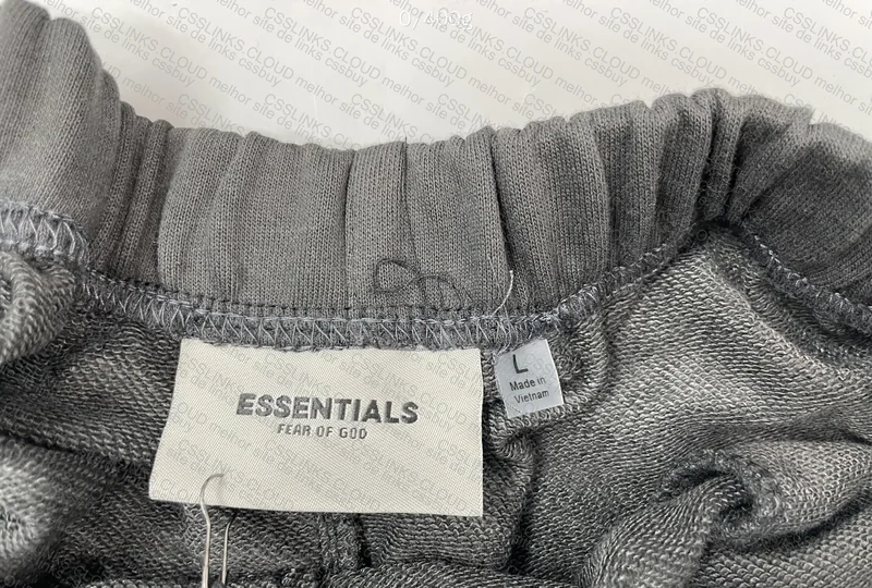 Essentials Shorts 4