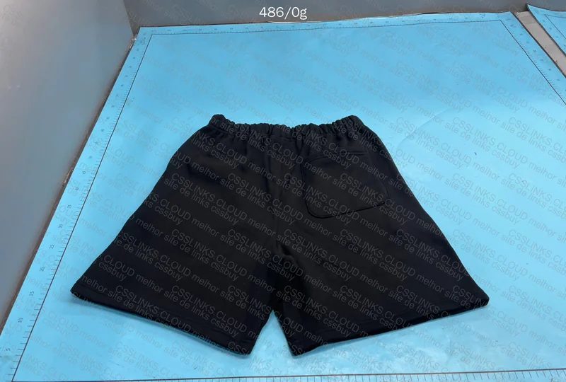 Essentials Shorts 4