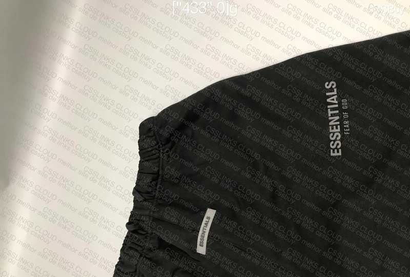 Essentials Shorts FOG 3
