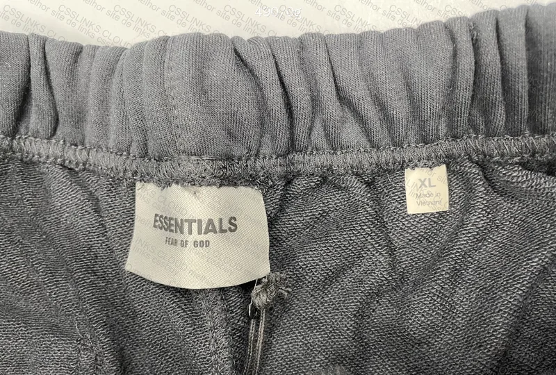 Essentials Shorts FOG 4