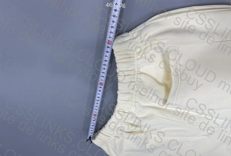 Essentials Shorts (FOG)