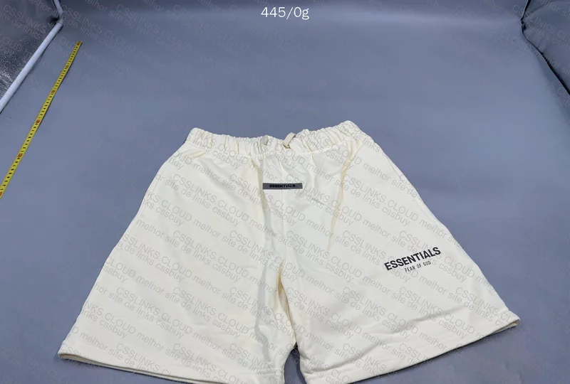 Essentials Shorts FOG 3